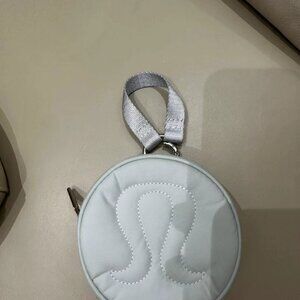lululemon coin pouch